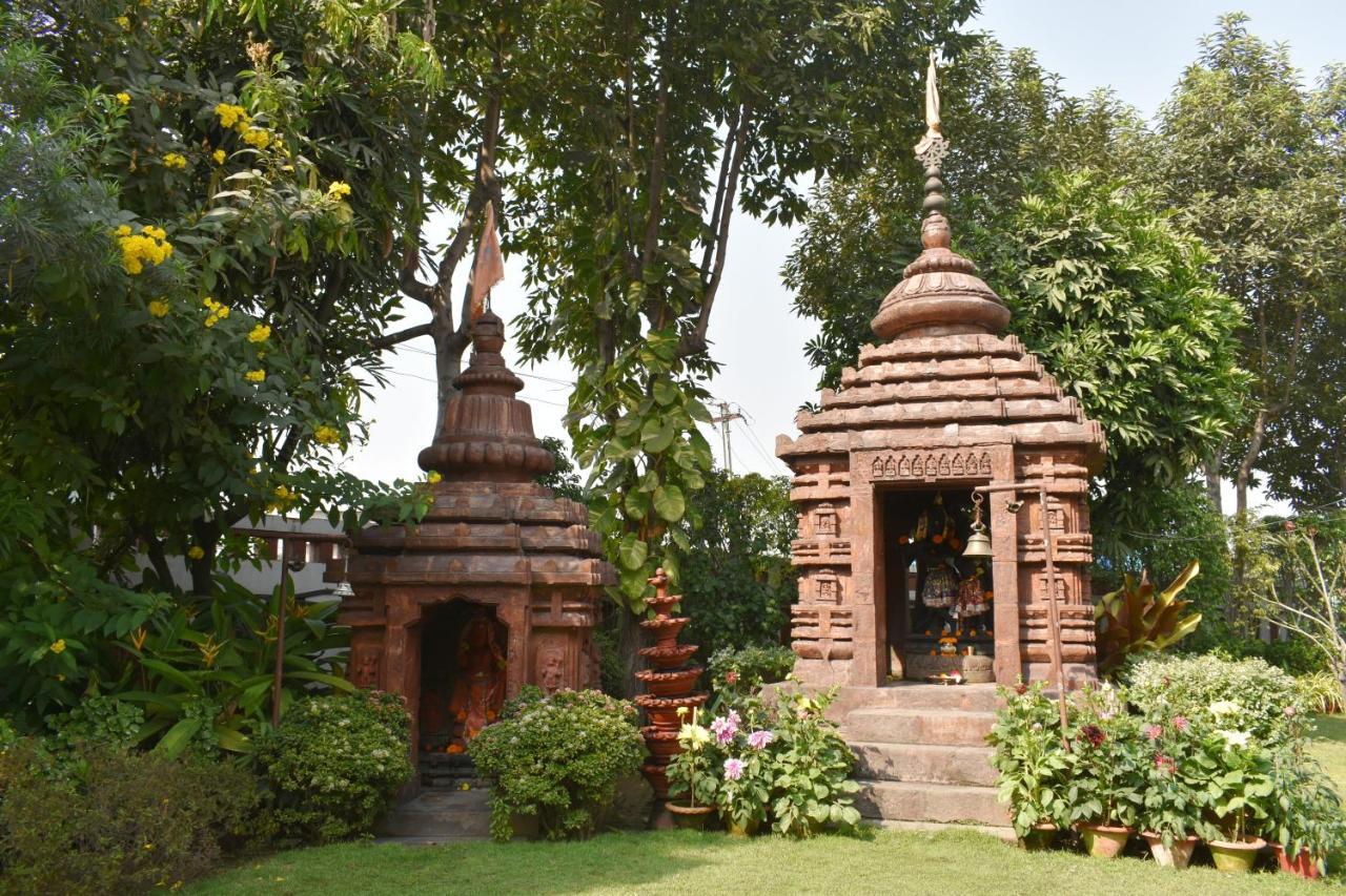 Отель The Orchard Jharsuguda Экстерьер фото