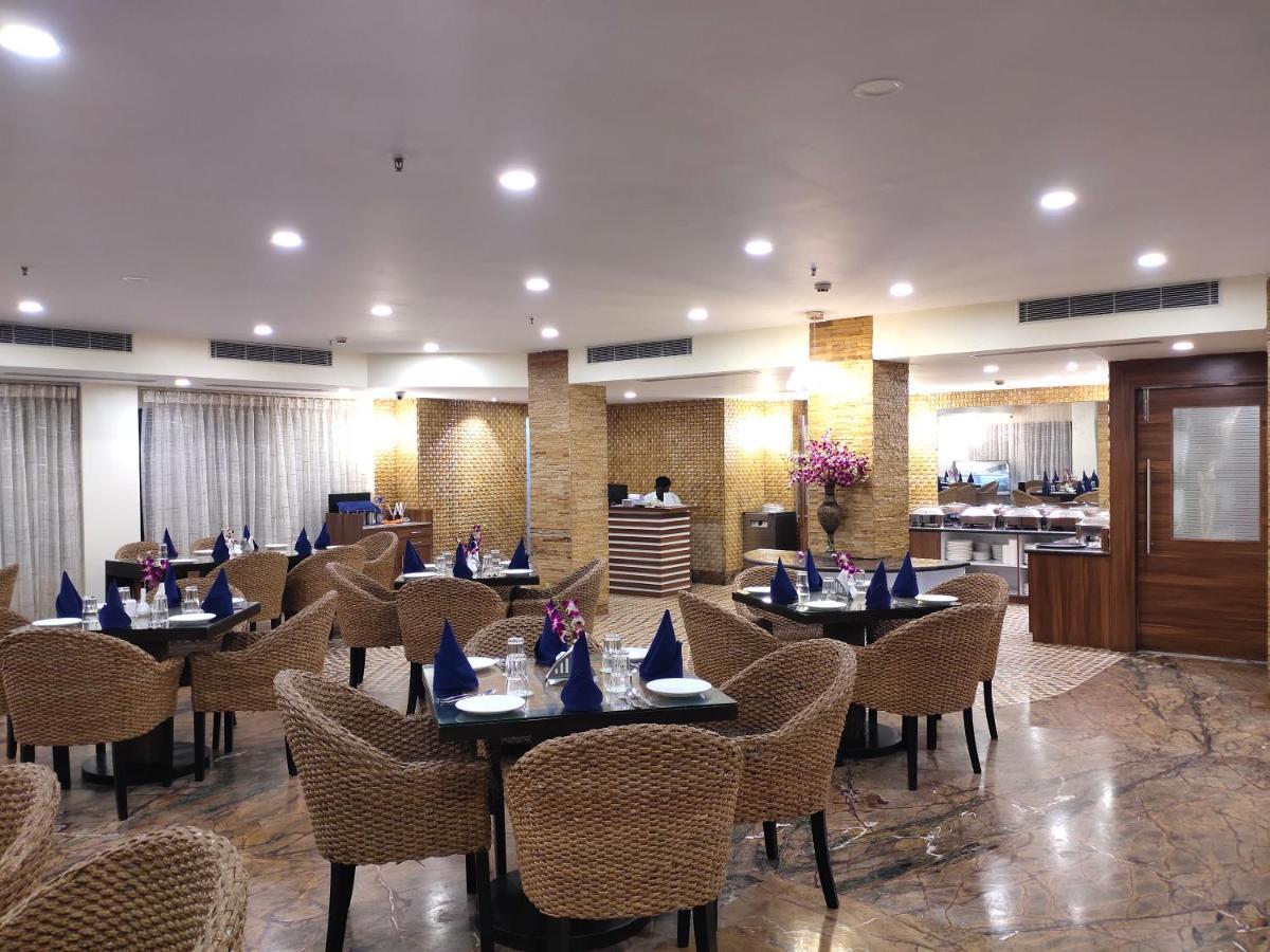 Отель The Orchard Jharsuguda Экстерьер фото
